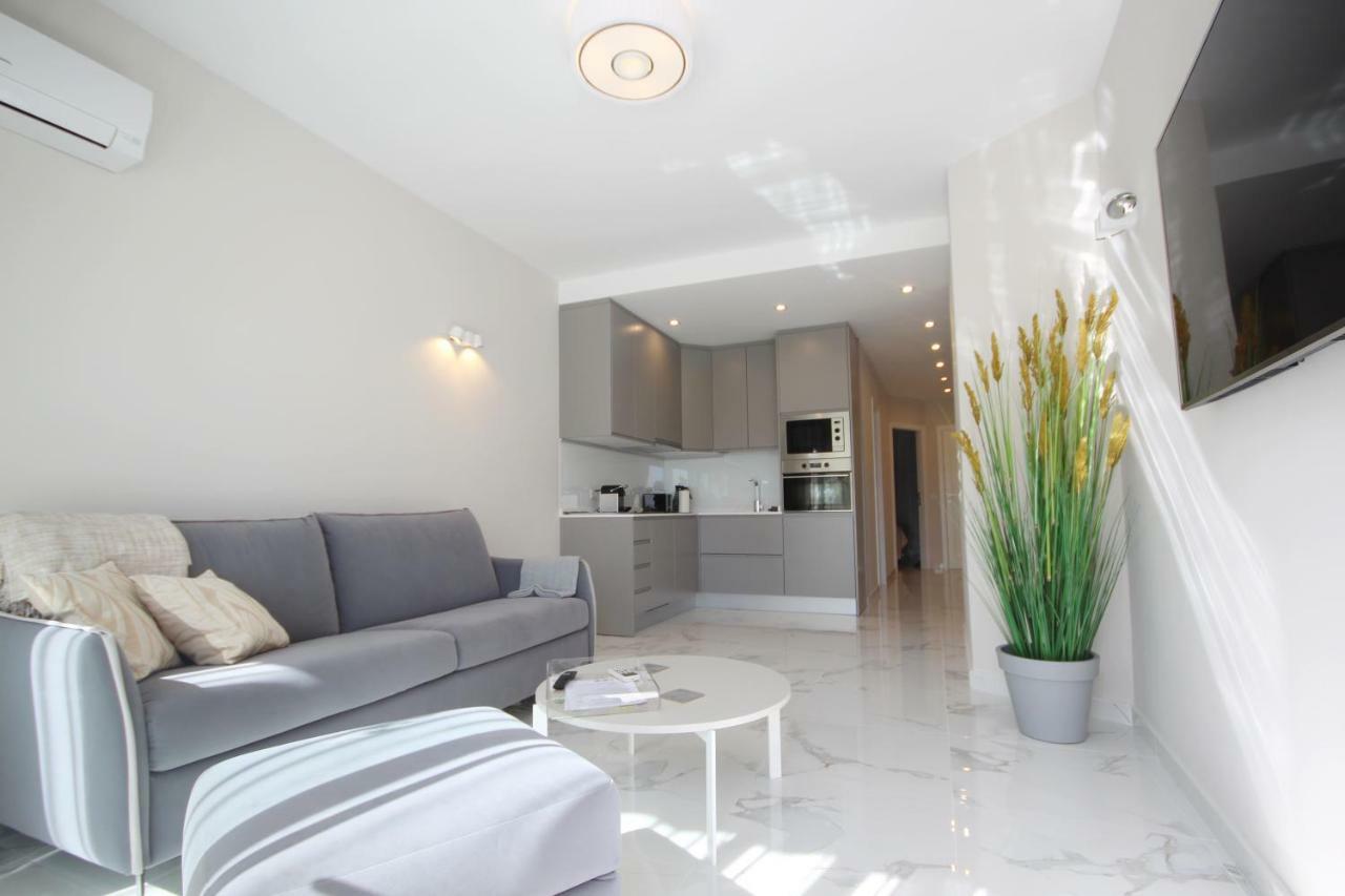 Luxury Apartments In First Beach Line With Pool أذيخي المظهر الخارجي الصورة